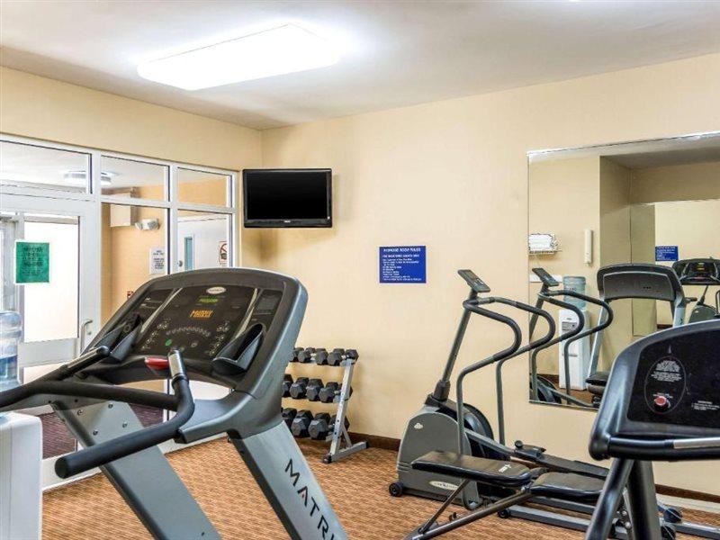 Quality Inn Chester - South Richmond Екстериор снимка