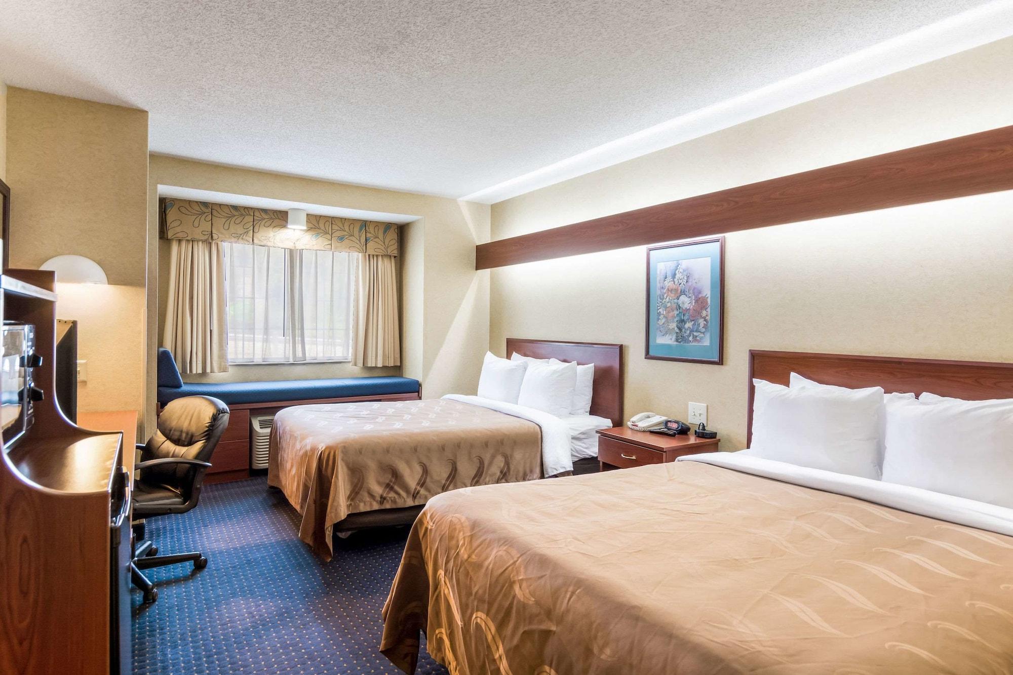 Quality Inn Chester - South Richmond Екстериор снимка
