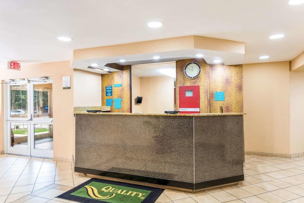 Quality Inn Chester - South Richmond Екстериор снимка