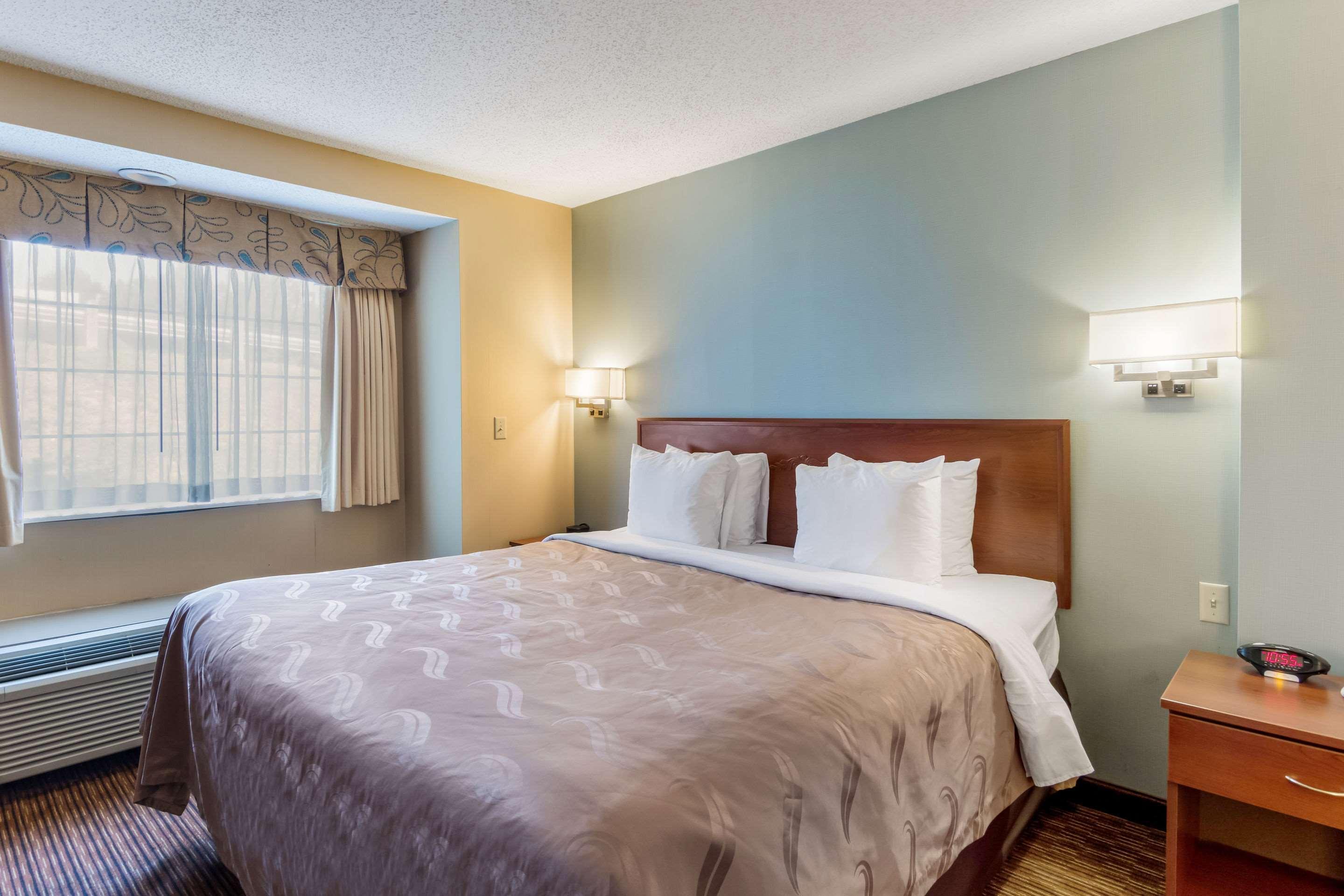 Quality Inn Chester - South Richmond Екстериор снимка