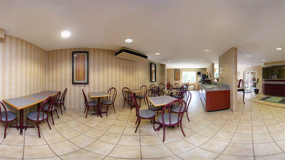 Quality Inn Chester - South Richmond Екстериор снимка