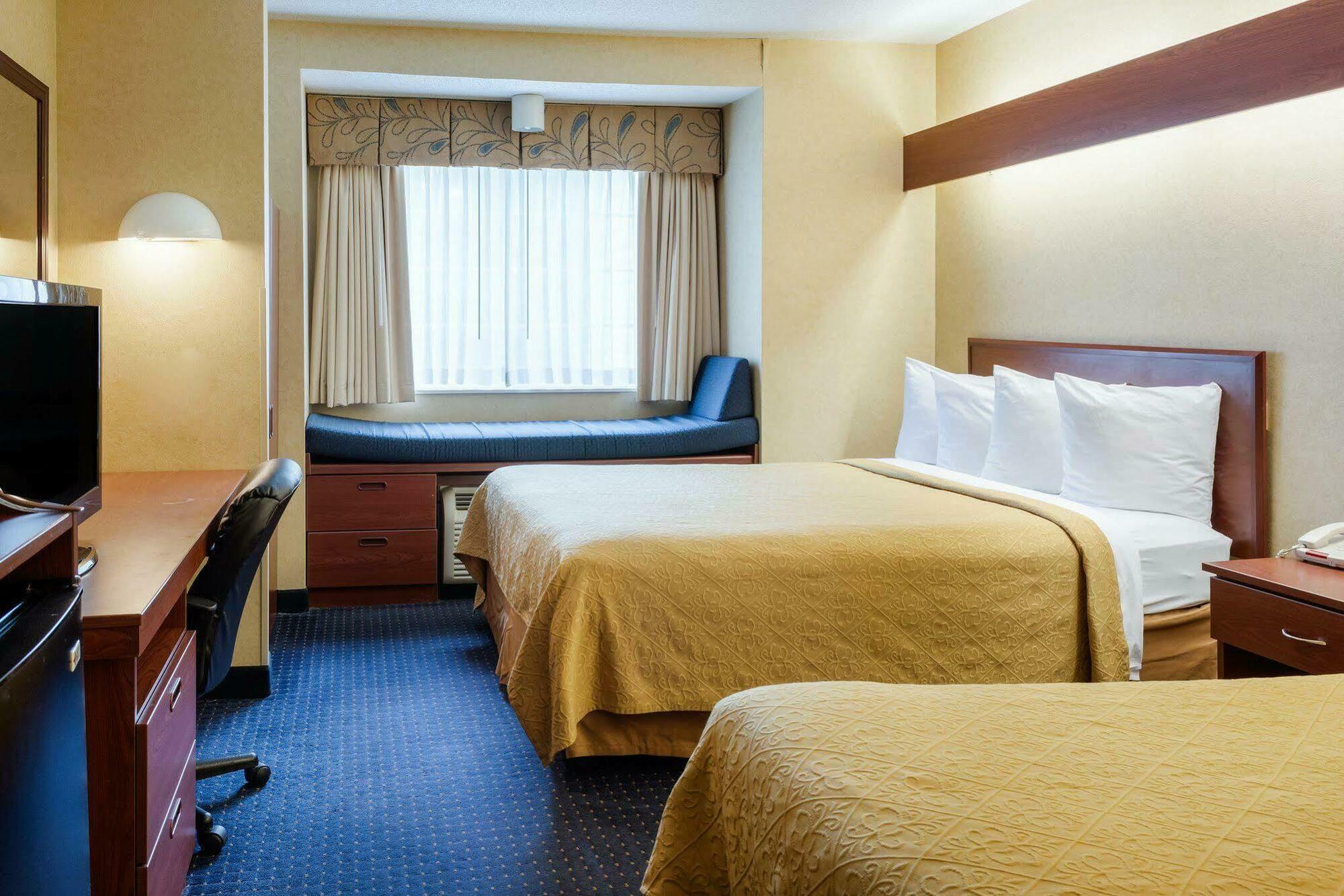 Quality Inn Chester - South Richmond Екстериор снимка