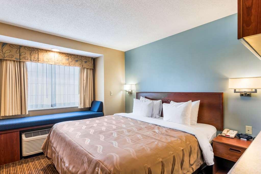 Quality Inn Chester - South Richmond Стая снимка